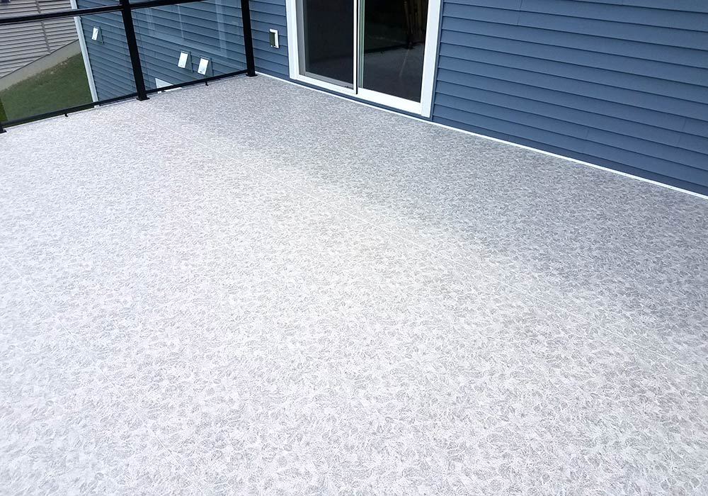 Duradek Forest Floor Ash and Durarail Glass Railing